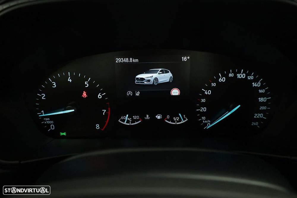 Ford Focus 1.0 EcoBoost MHEV ST-Line - 16