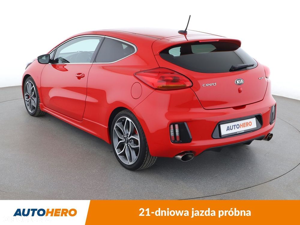 Kia ProCeed - 4