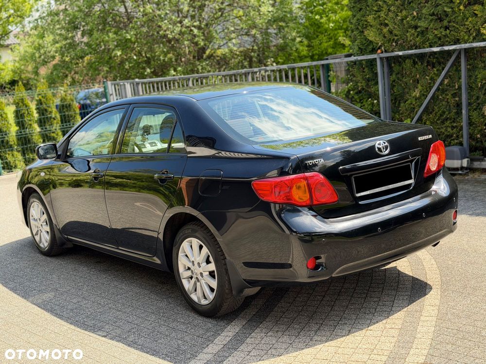 Toyota Corolla 1.6 Luna - 6