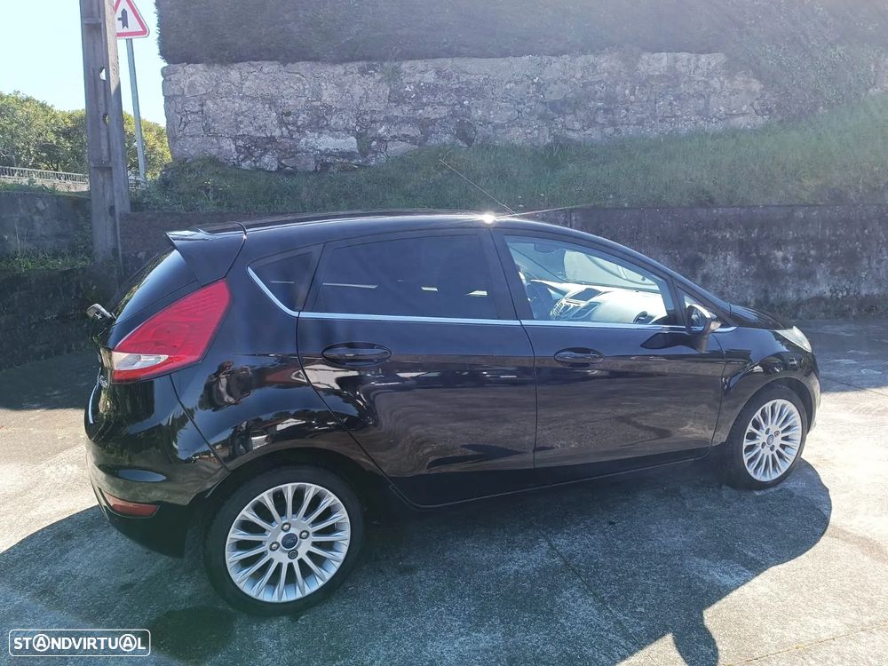 Ford Fiesta 1.4 TDCI Titanium - 6