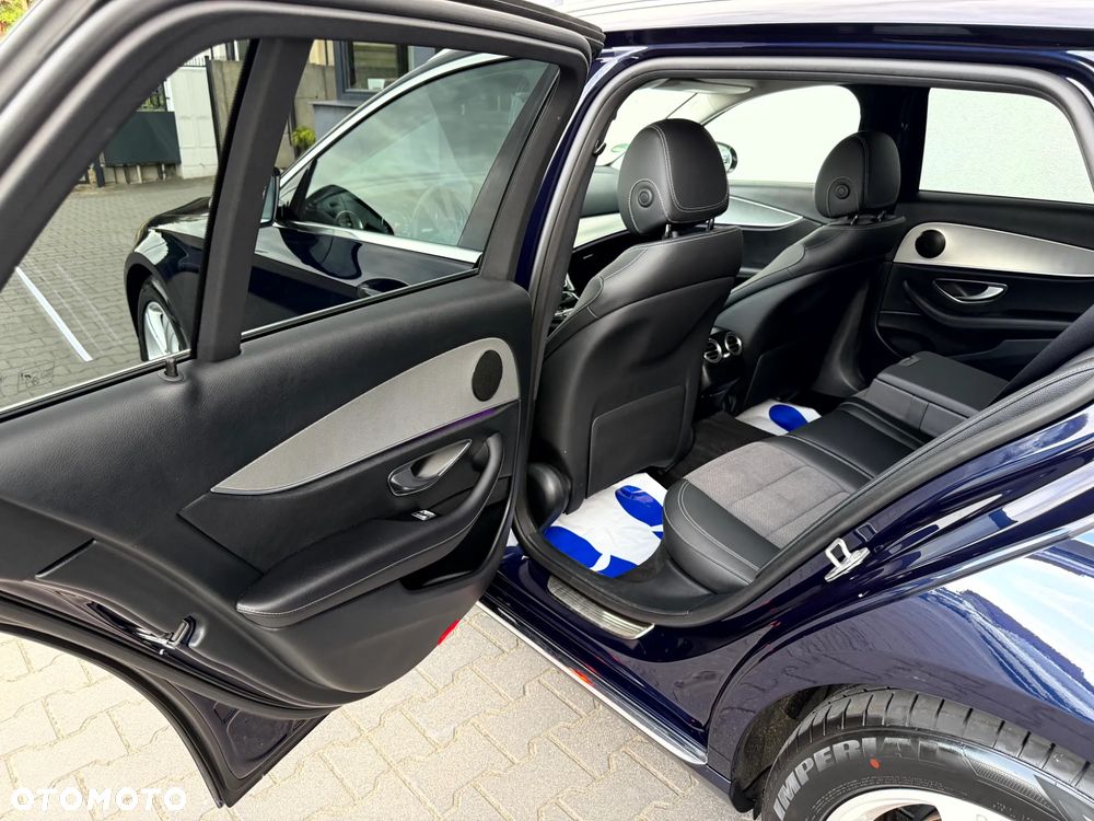 Mercedes-Benz Klasa E 220 d Business Edition 9G-TRONIC - 12