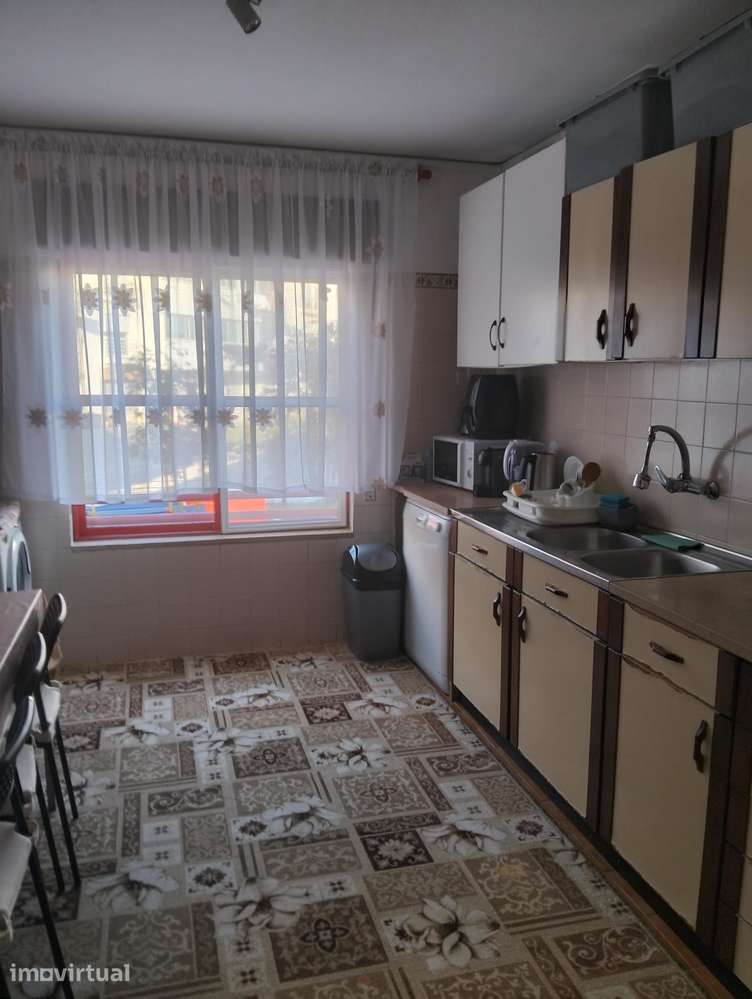 Apartamento T2 em Alcochete com boas comodidades - Grande imagem: 2/5