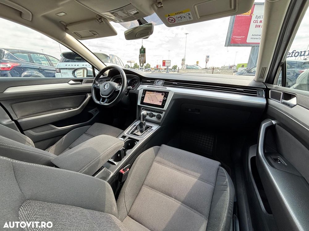 Volkswagen Passat 2.0 TDI DSG Comfortline - 9