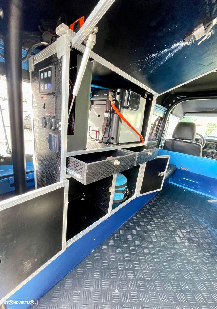 Land Rover Defender 90 2.5 TDi Metal Top - 13