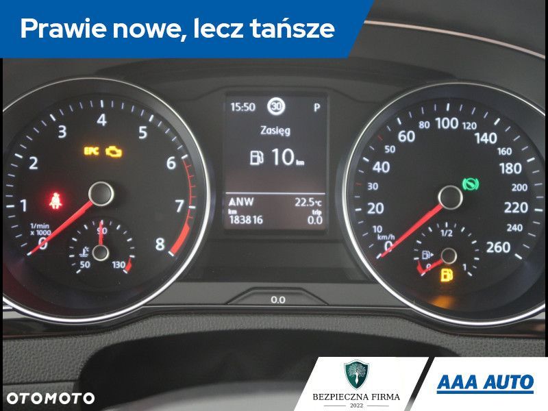 Volkswagen Passat - 12