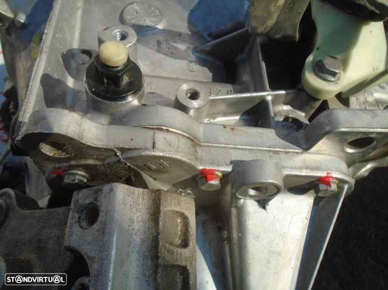 CAIXA VELOCIDADES PEUGEOT 207 2010 - 3