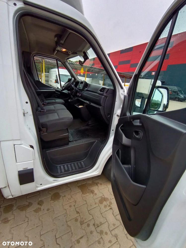 Renault Master - 11