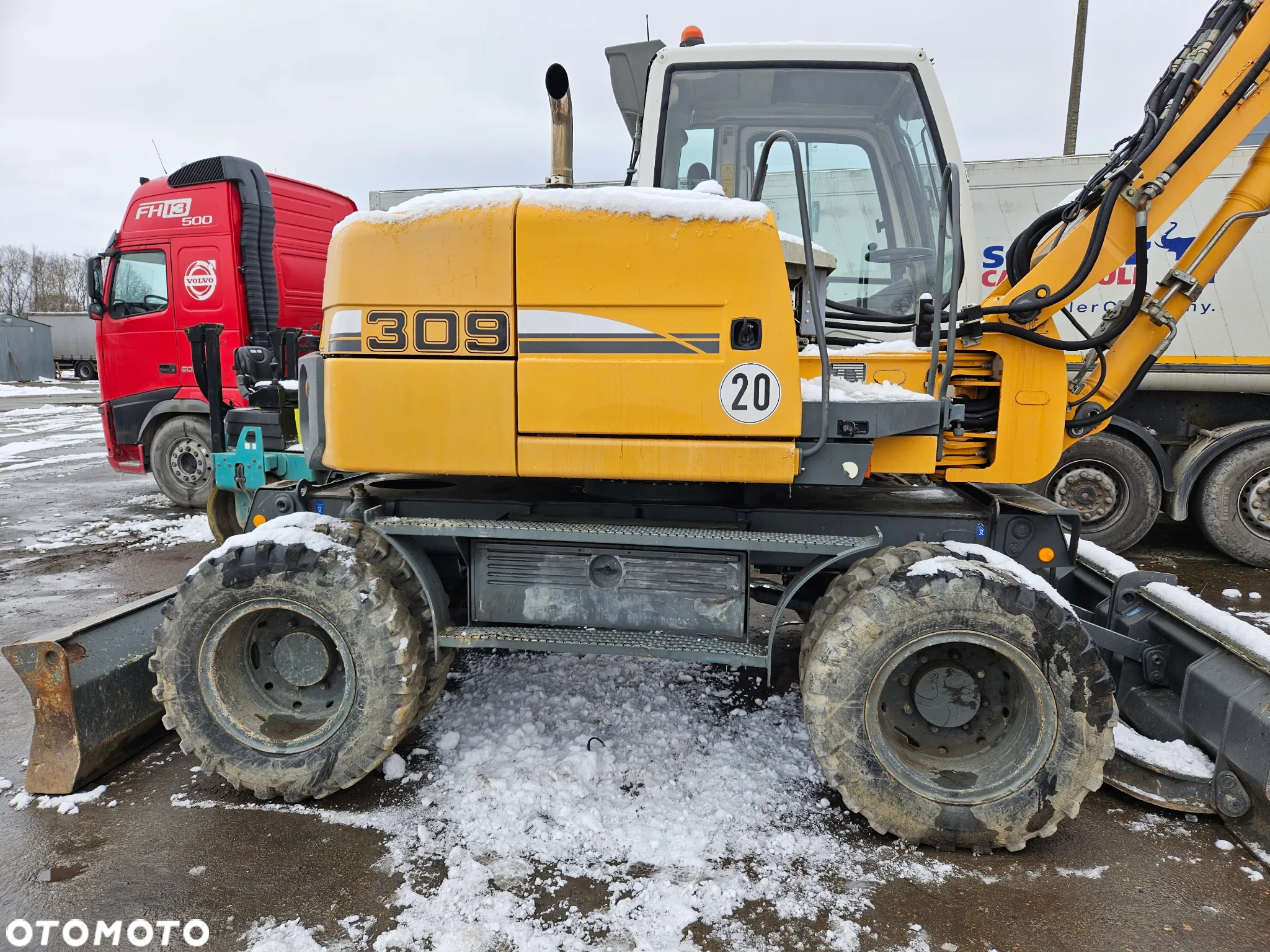 Liebherr A309 - 4