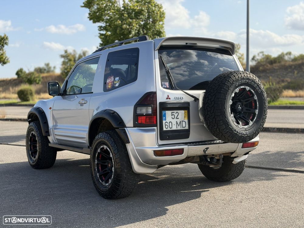Mitsubishi Pajero 3.2 DI-D GLS - 9