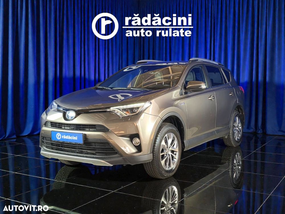 Toyota RAV4 - 1
