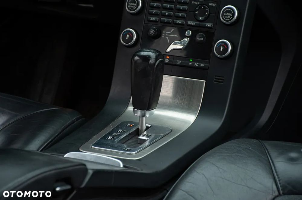 Volvo S80 2.4D Momentum - 21
