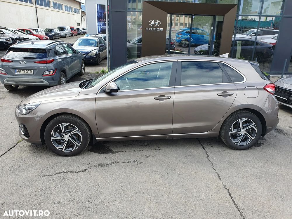 Hyundai i30 1.5 110CP 5DR M/T Highway - 2