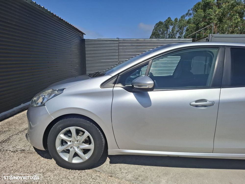 Peugeot 208 1.2 PureTech Active - 15