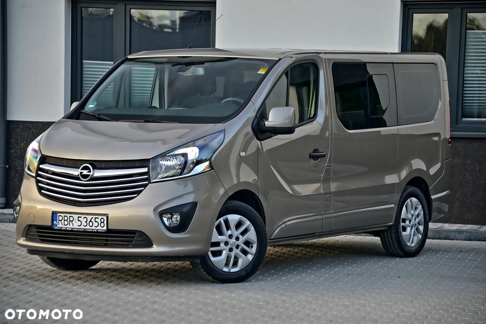 Opel Vivaro - 12