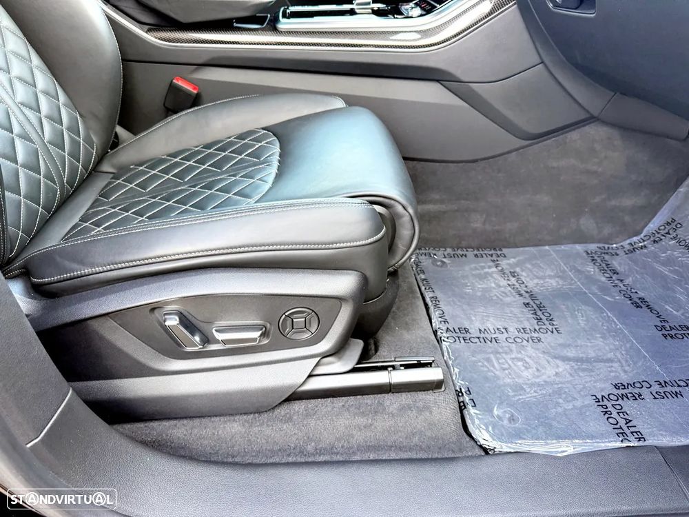Audi SQ8 S TFSI quattro tiptronic - 32