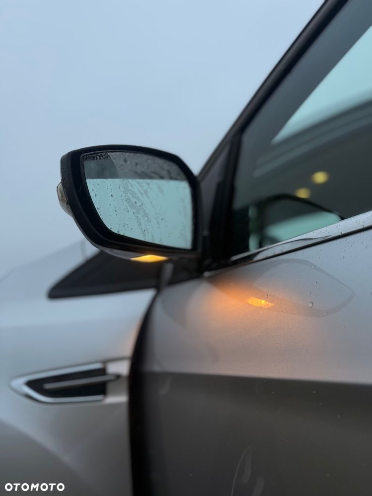 Ford Escape 2.0 EcoBoost AWD Titanium - 12