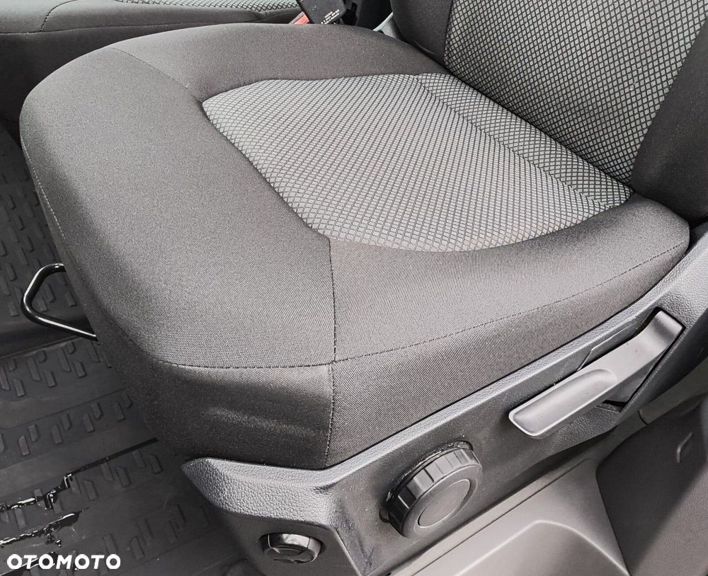 Volkswagen Crafter - 11