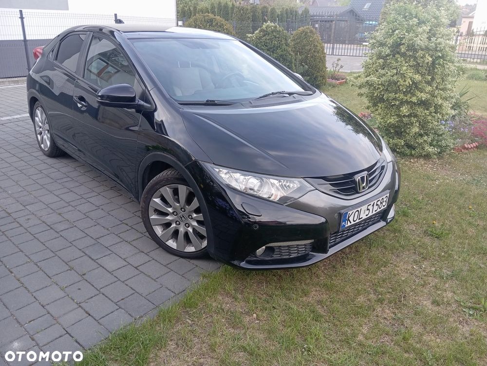 Honda Civic 1.6 i-DTEC Comfort Black Edition - 1