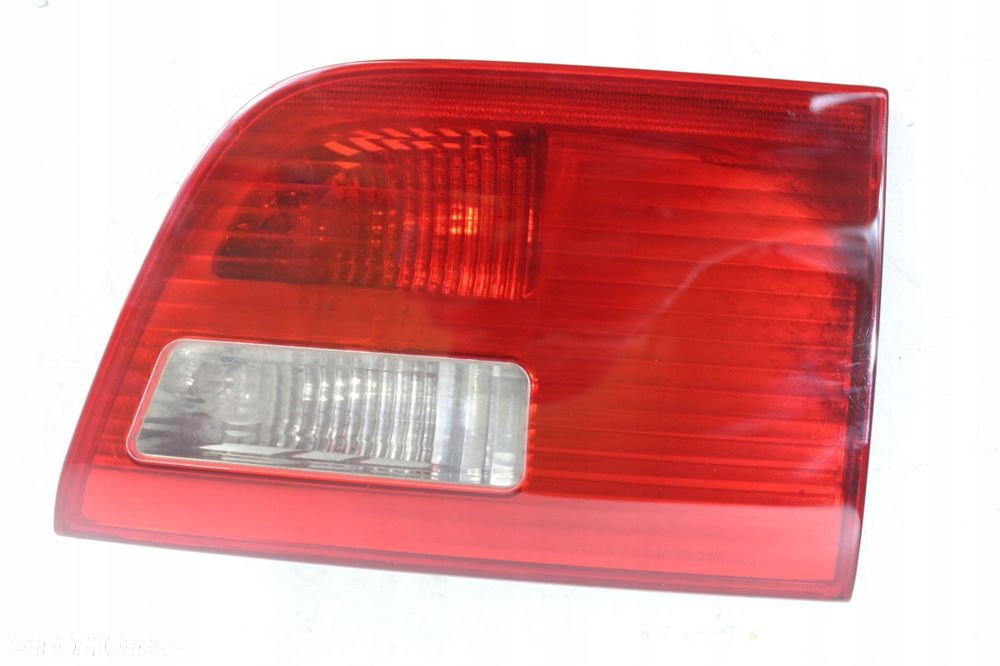 LAMPA LEWY TYŁ W KLAPĘ BMW X5 E53 LIFT - 1