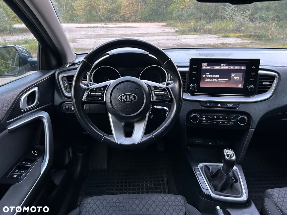 Kia XCeed 1.4 T-GDI M - 15