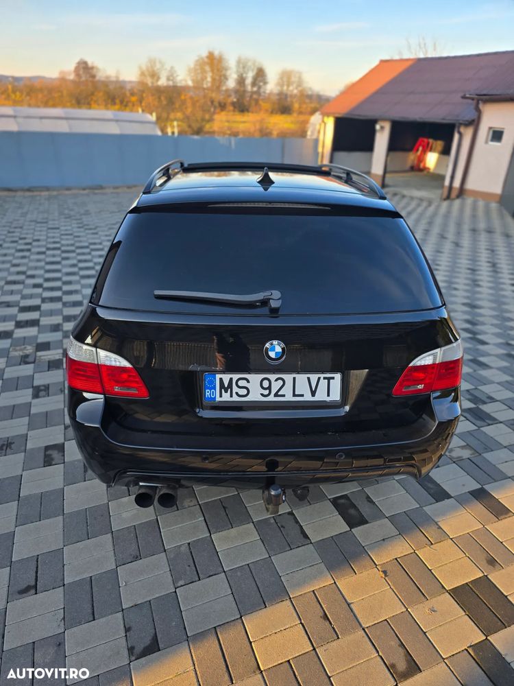 BMW Seria 5 520d Touring - 3