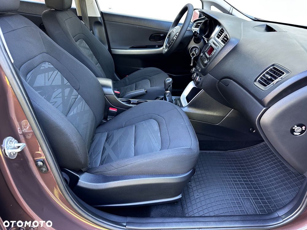 Kia Ceed 1.4 CVVT Attract - 26