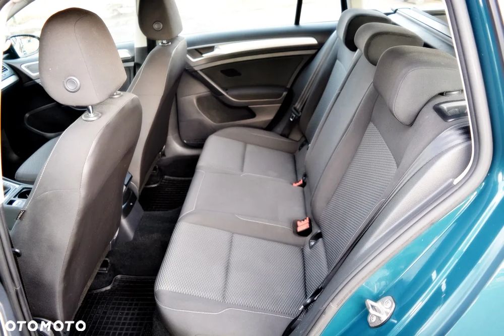 Volkswagen Golf 1.6 TDI SCR Trendline - 6