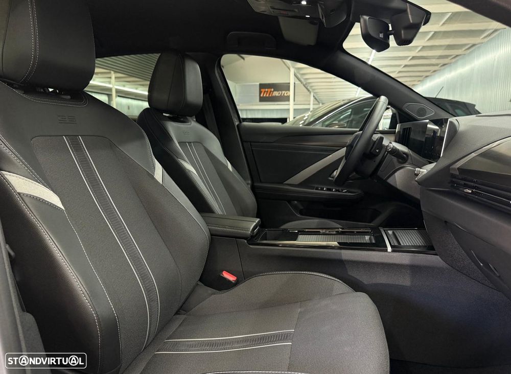 Opel Astra 1.6 T PHEV GS Line - 23