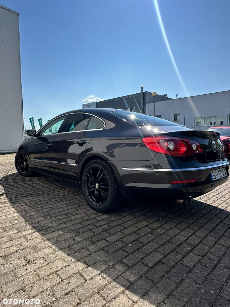 Volkswagen Passat 2.0 TDI Comfortline - 3