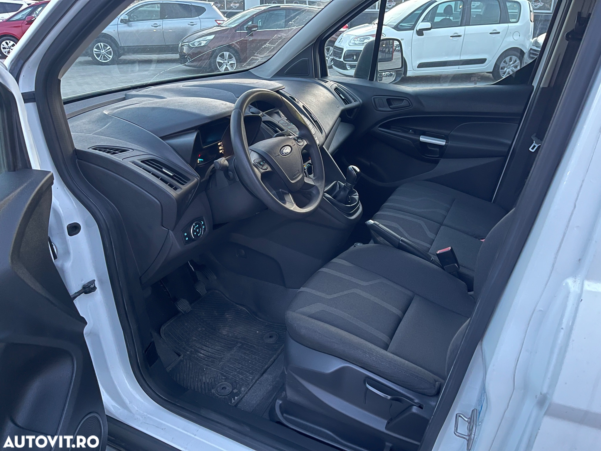 Ford Conect - 9