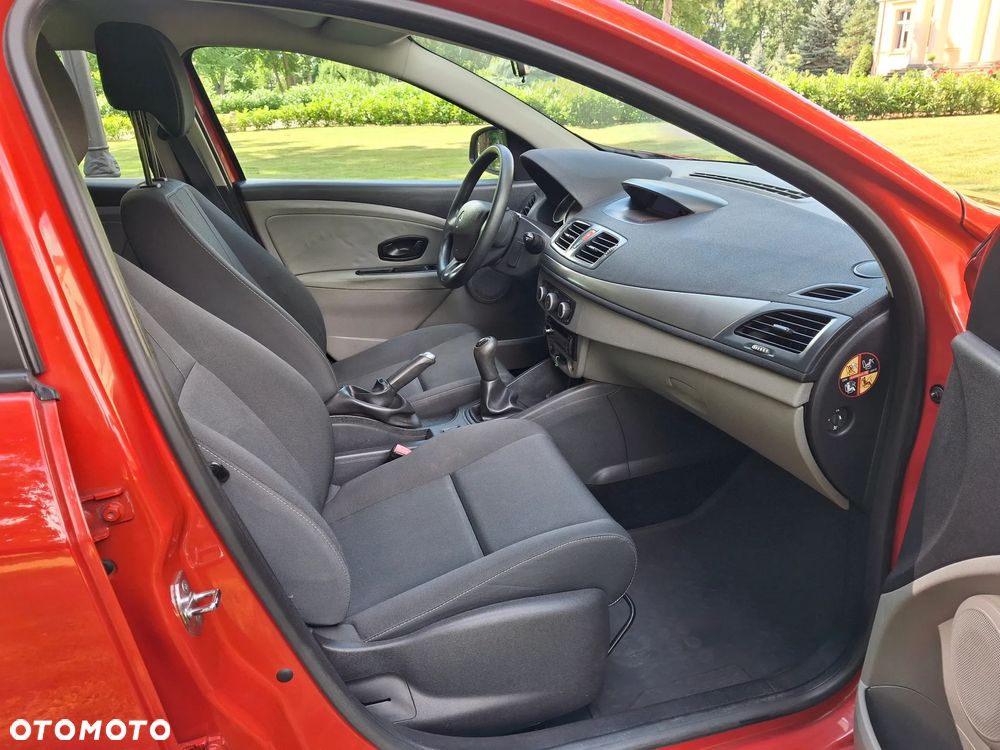 Renault Megane 1.6 16V 100 Authentique - 19