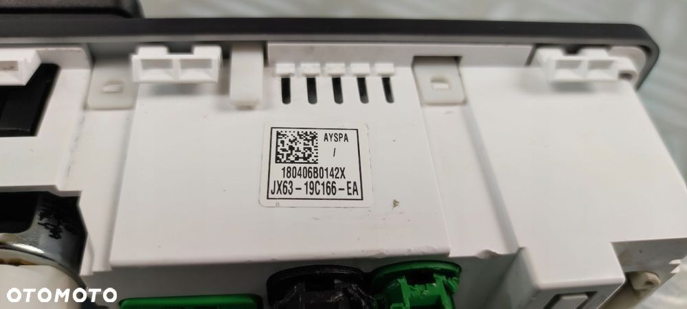 JX63-19C166-EA gniazdo port USB SIM AUX NAV LAND ROVER DISCOVERY SPORT L550 - 7