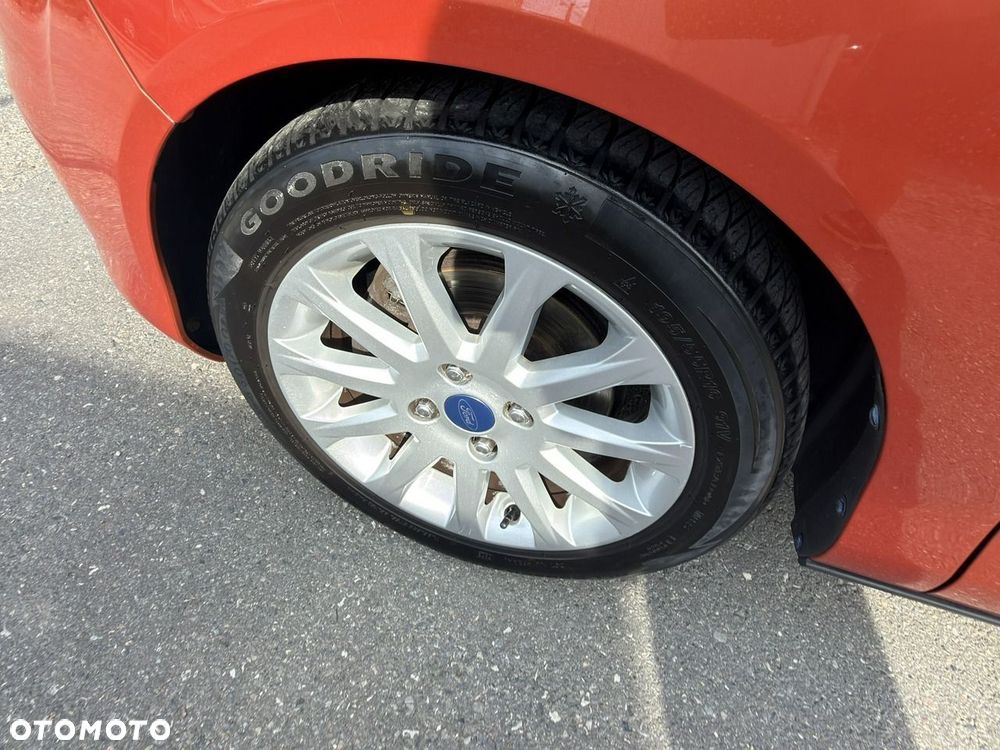 Ford B-MAX - 18