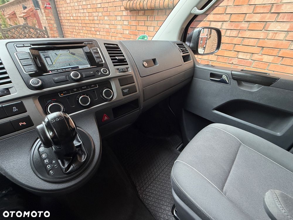 Volkswagen Multivan - 20