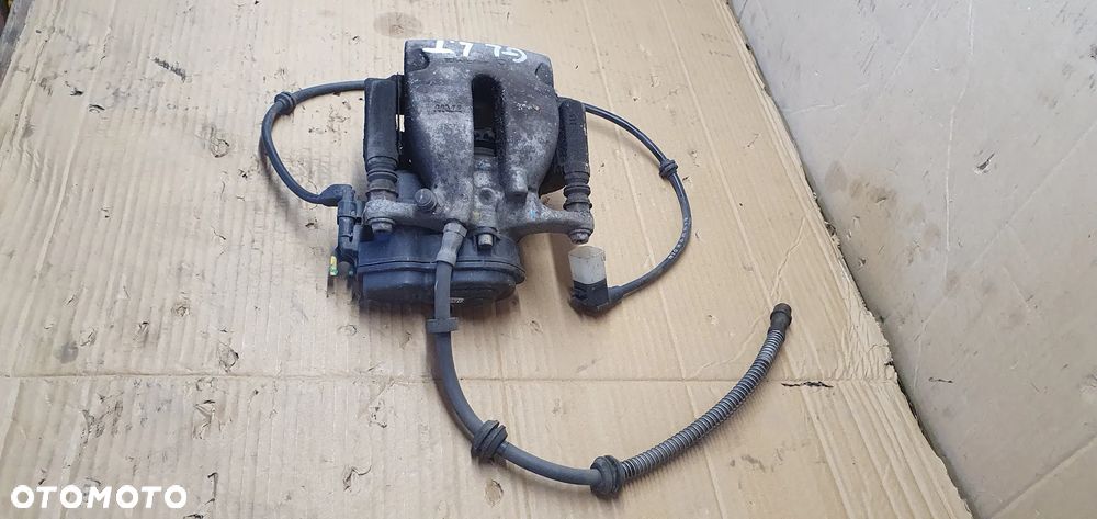 Zacisk hamulcowy lewy tył tylny lewy Mercedes GL X166 W166 AMG - 3