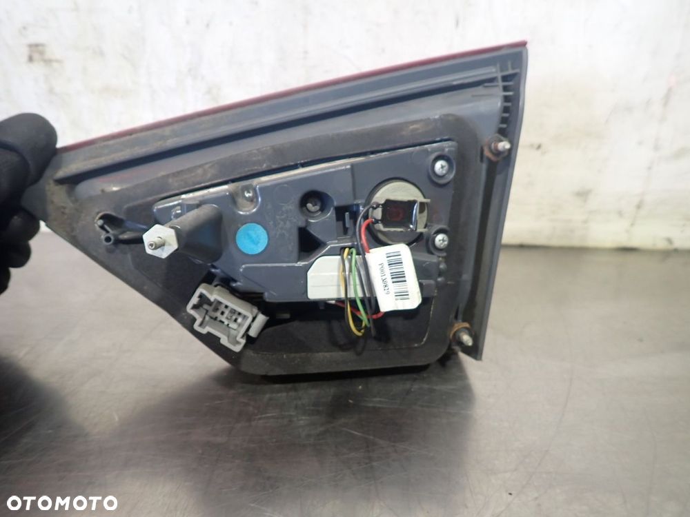 LAMPA LEWA TYLNA W KLAPIE FORD MONDEO V 1.5 - 4