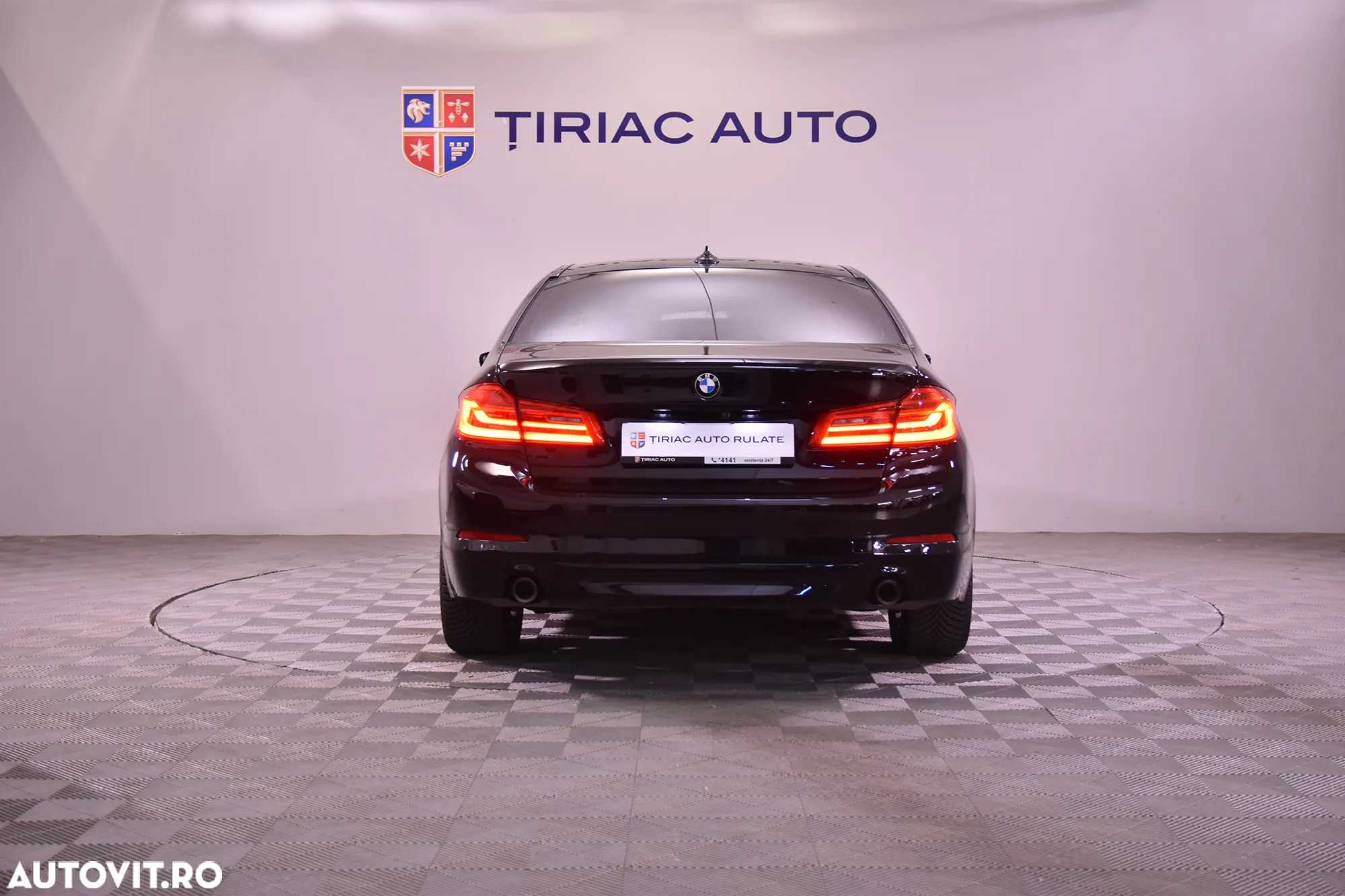 BMW Seria 5 520d Aut. Sport Line - 4