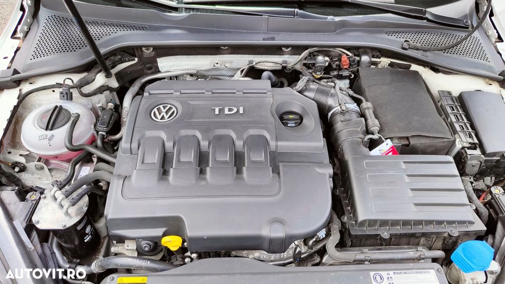 Volkswagen Golf 2.0 TDI DPF BMT DSG Highline - 12