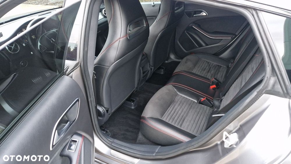 Mercedes-Benz CLA - 14