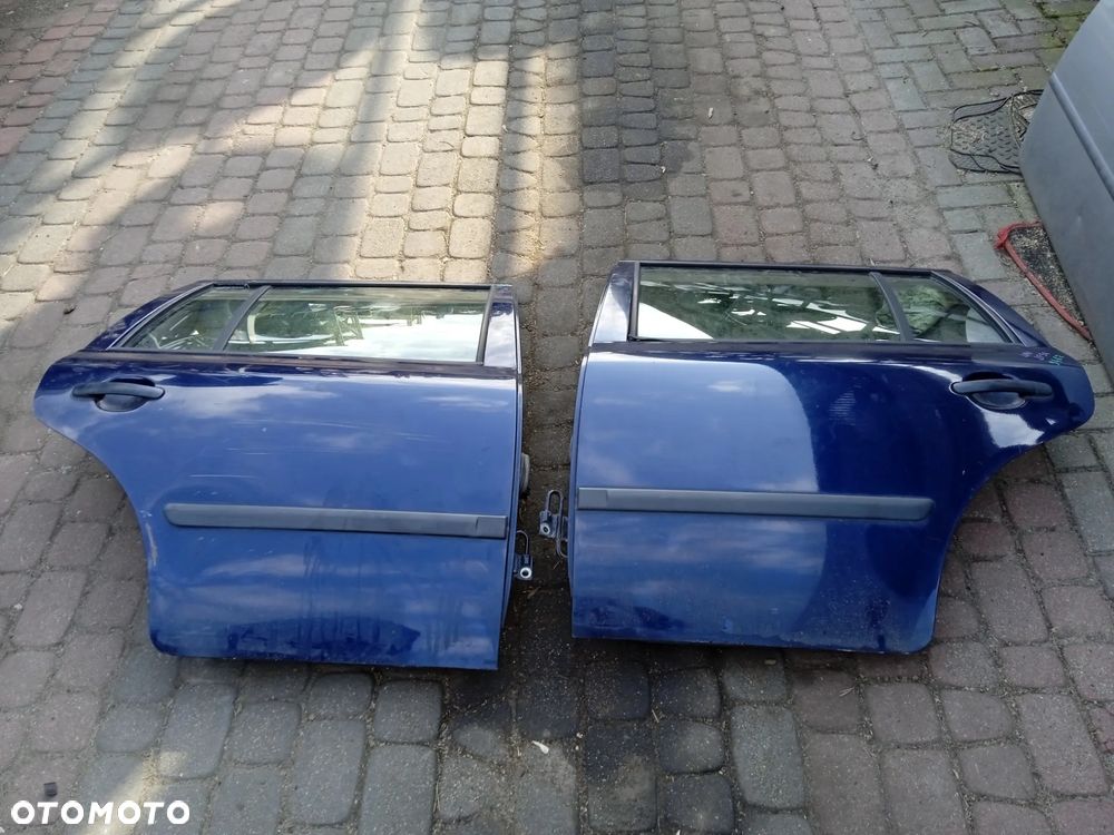 DRZWI SKODA OCTAVIA 1 KOMBI PRAWE TYLNE - 1