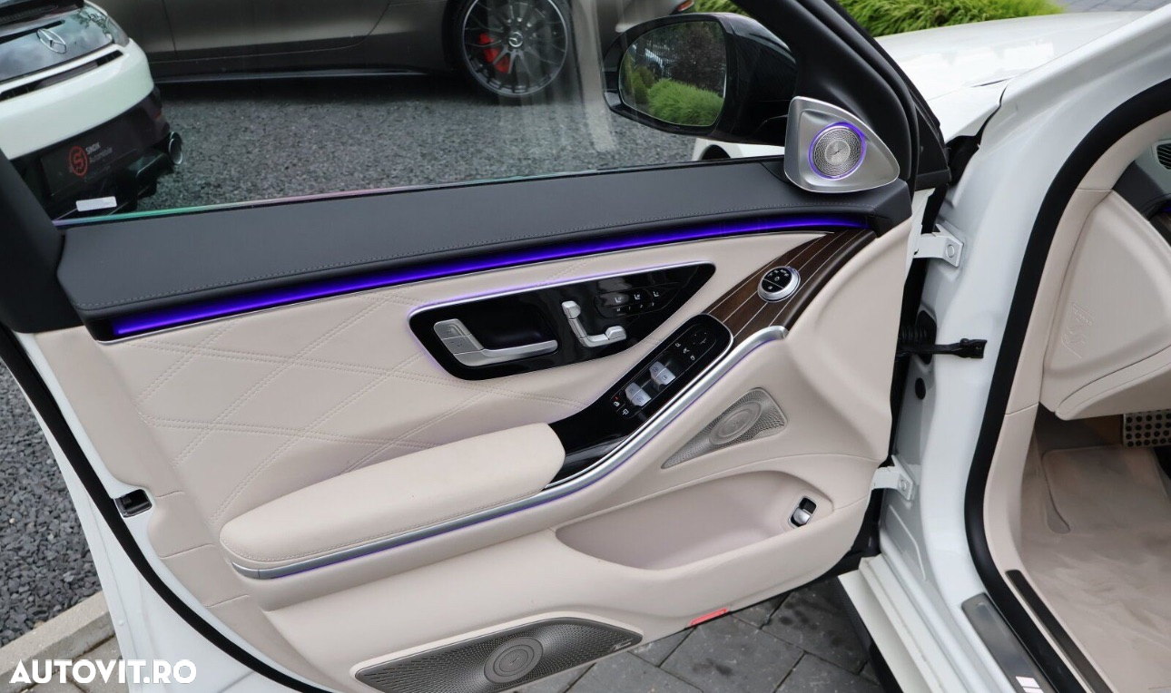 Mercedes-Benz S - 9