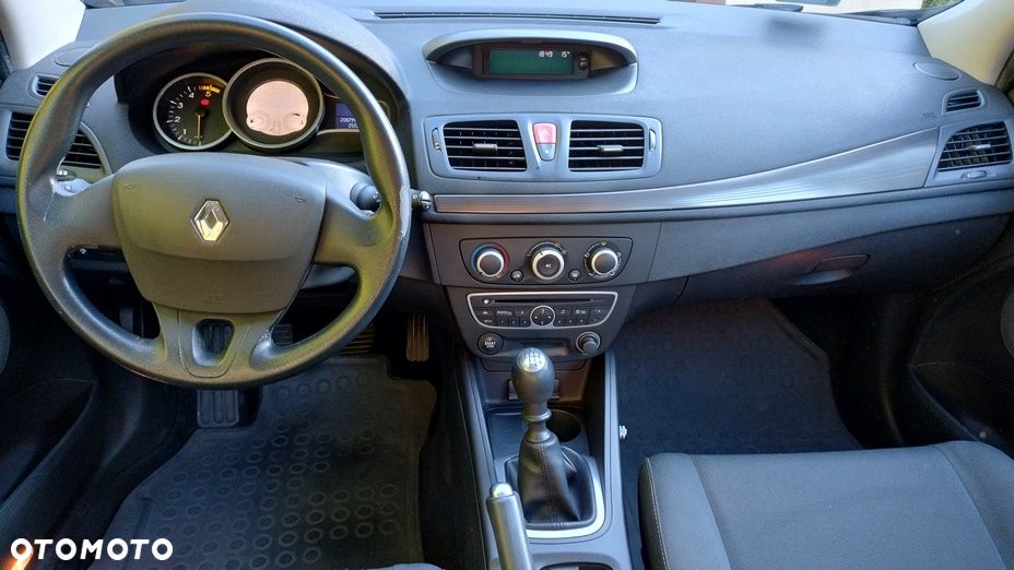 Renault Megane 1.5 dCi Authentique - 8