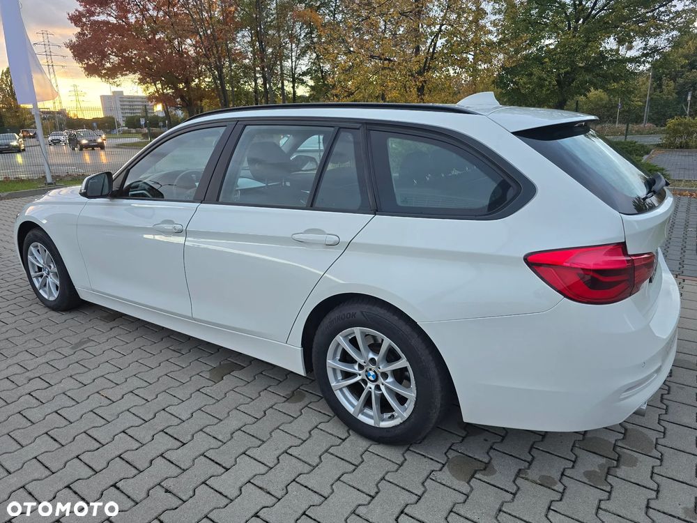 BMW Seria 3 - 26