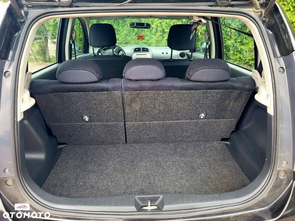 Subaru Justy - 11