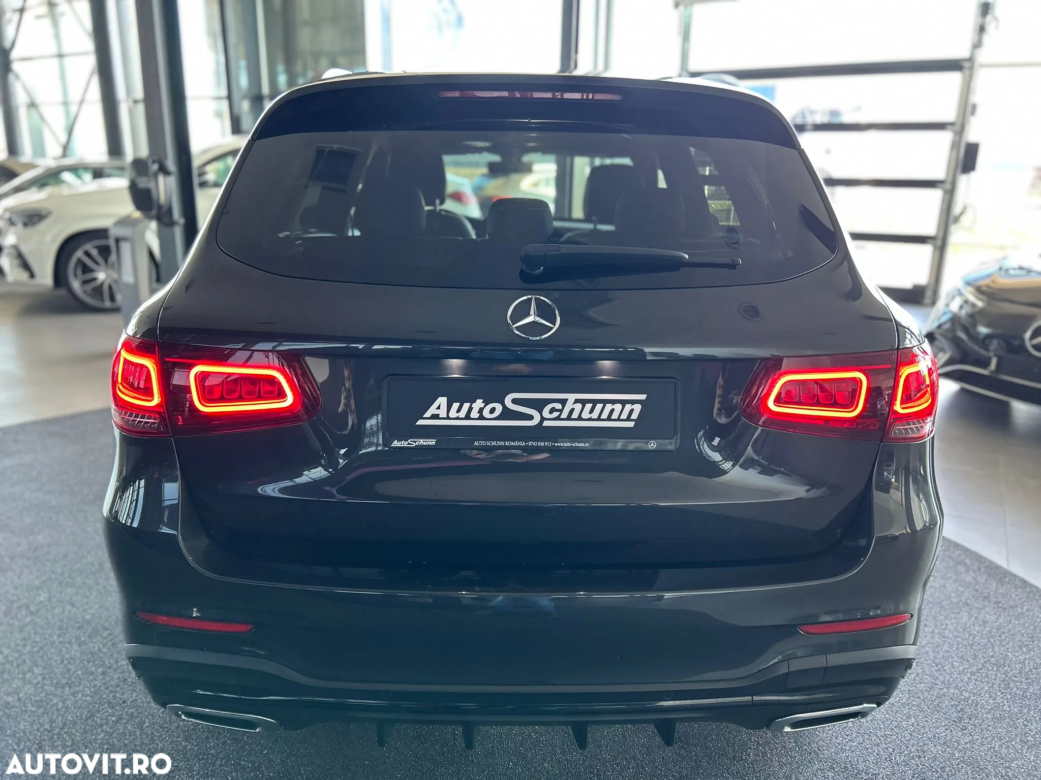 Mercedes-Benz GLC 220 d 4Matic 9G-TRONIC AMG Line - 9