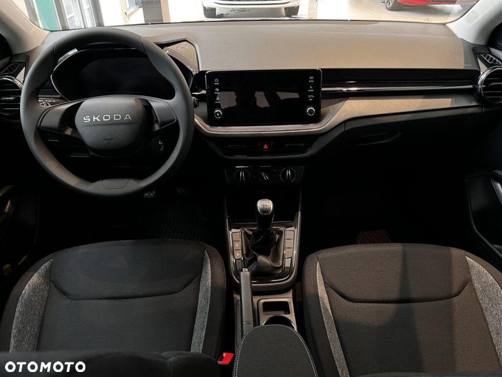 Skoda Fabia 1.0 TSI Essence - 25