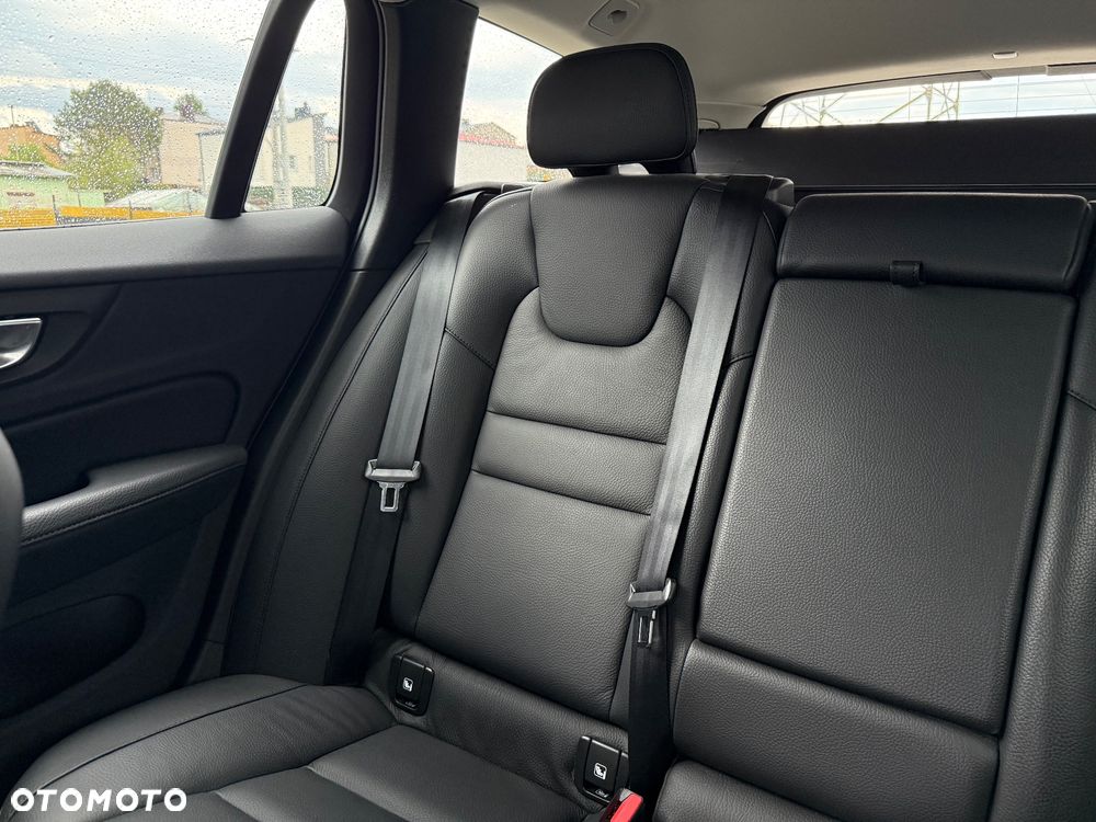 Volvo V60 B3 B Geartronic RDesign - 28