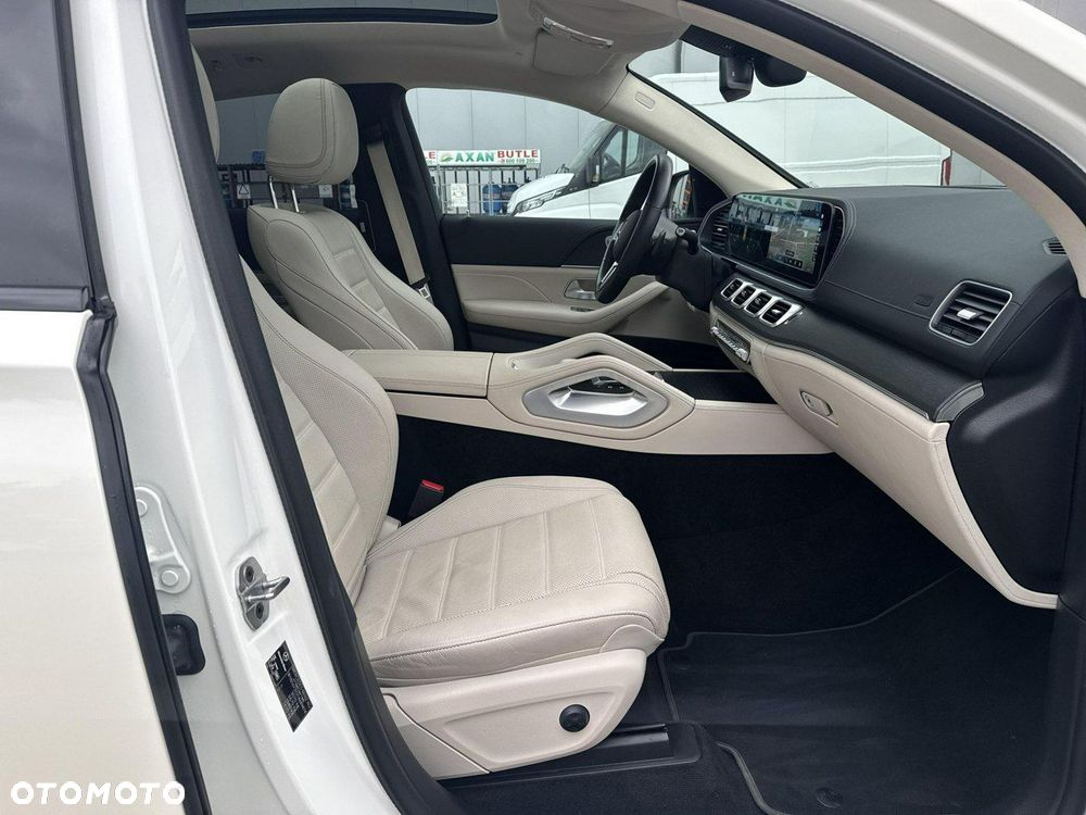 Mercedes-Benz GLE - 22