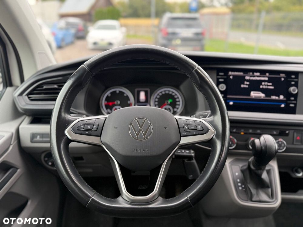 Volkswagen Transporter - 28