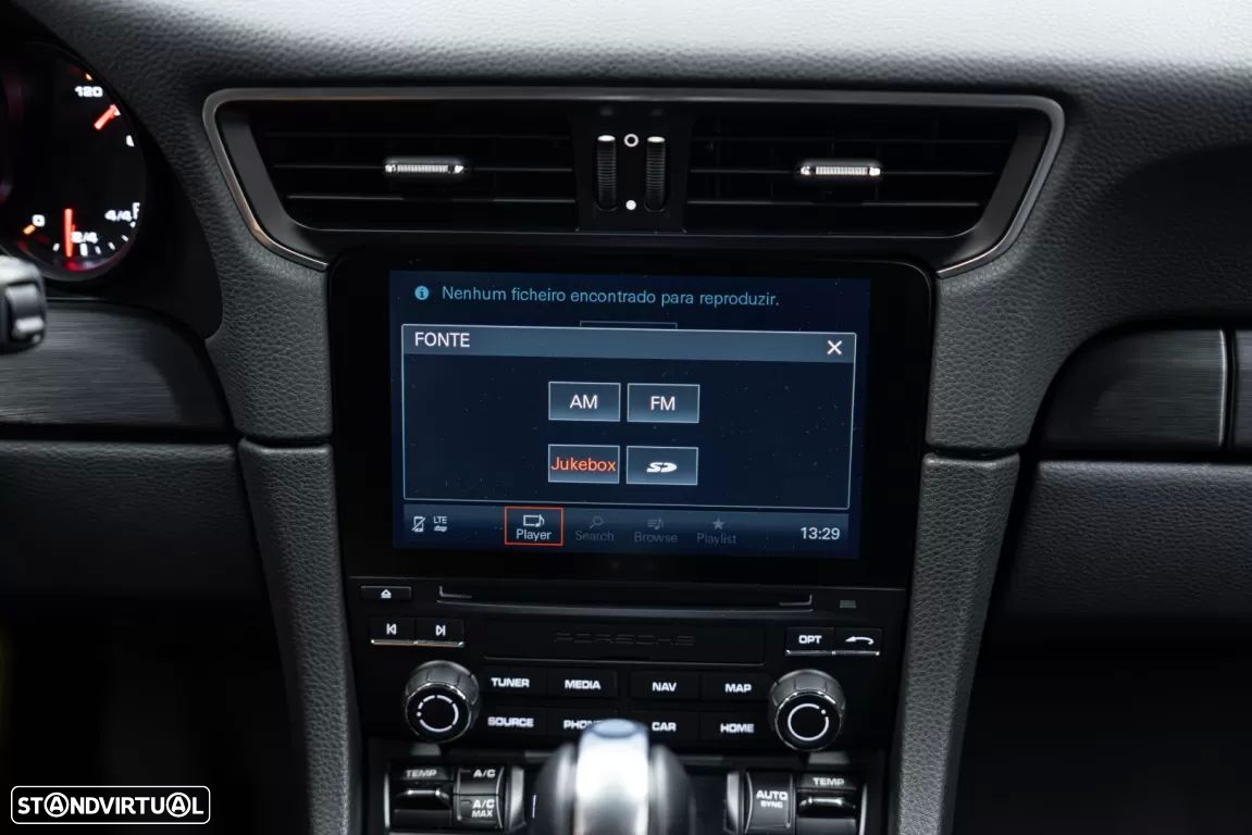 Porsche 911 (991) Carrera GTS PDK - 39